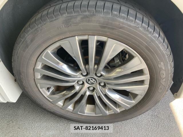 Toyota HARRIER 2021-08 8035766-14