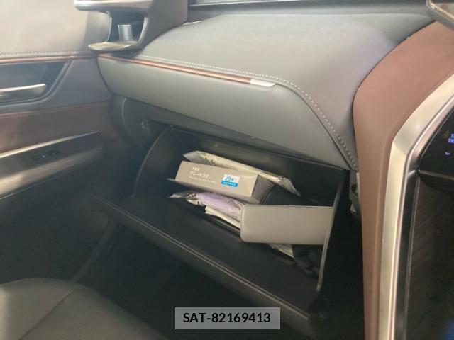Toyota HARRIER 2021-08 8035766-27