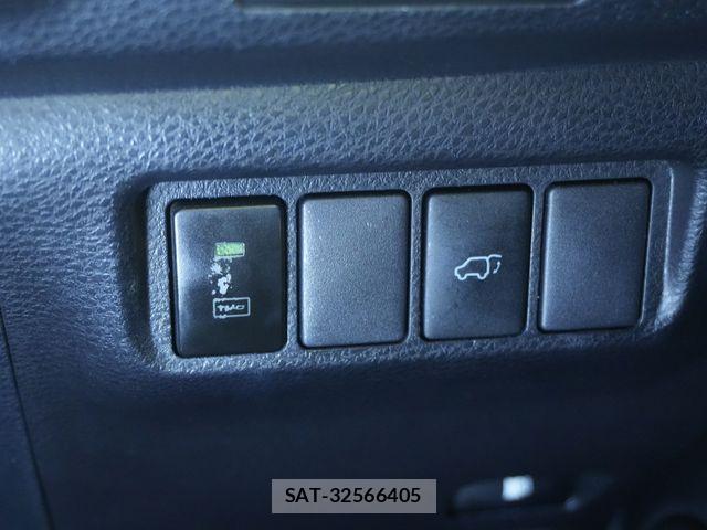 Toyota HARRIER 2020-03 8035779-19