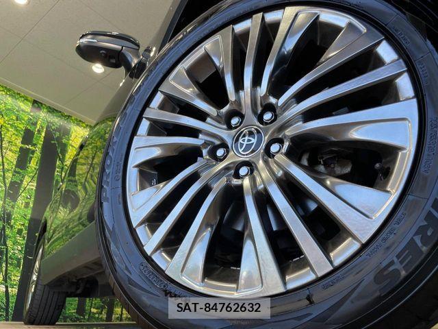 Toyota HARRIER 2023-06 8035762-12