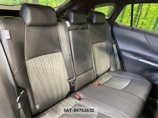 Toyota HARRIER 2023-06 8035762-8