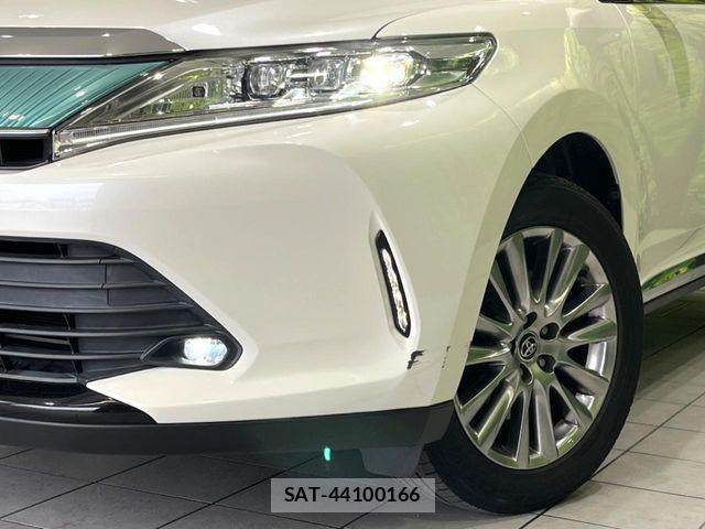 Toyota HARRIER 2017-10 8035788-11