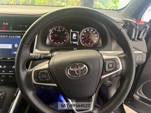 Toyota HARRIER 2019-04 8035778-18