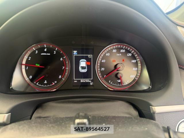 Toyota HARRIER 2019-04 8035778-21