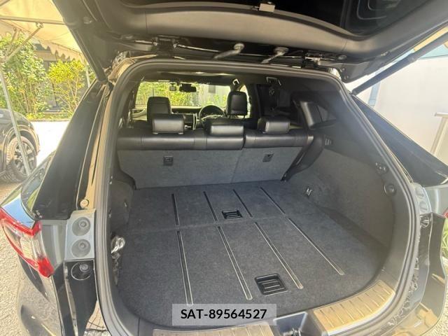 Toyota HARRIER 2019-04 8035778-5
