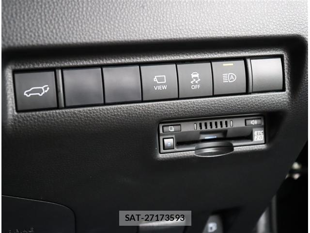 Toyota HARRIER 2021-03 8035764-12