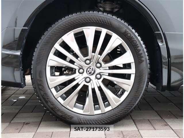 Toyota HARRIER 2021-03 8035764-26