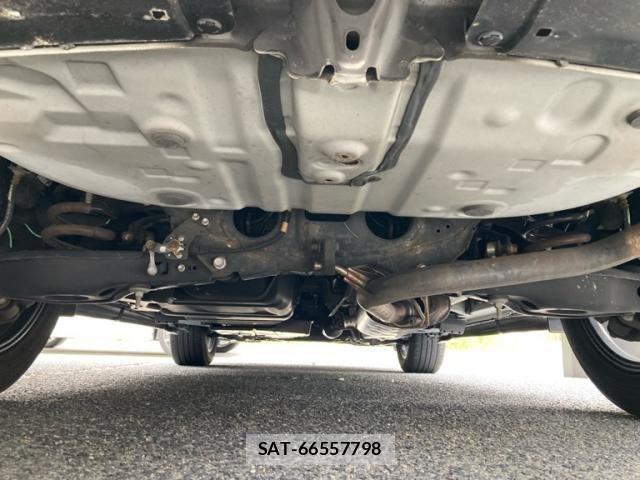 Toyota HARRIER 2017-06 8035789-9