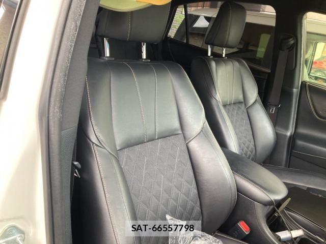 Toyota HARRIER 2017-06 8035789-10