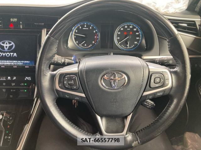 Toyota HARRIER 2017-06 8035789-13