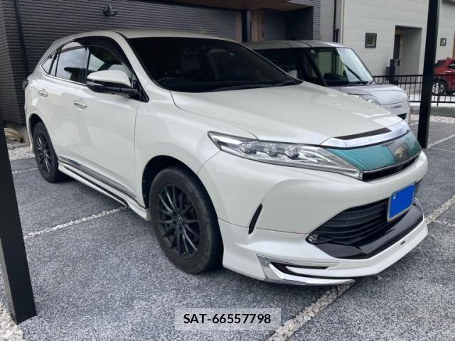 Toyota HARRIER 2017-06 8035789-1