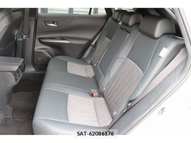 Toyota HARRIER 2023-04 8035770-12
