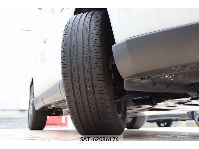 Toyota HARRIER 2023-04 8035770-25