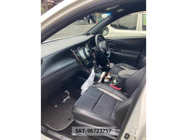 Toyota HARRIER 2015-12 8035799-8