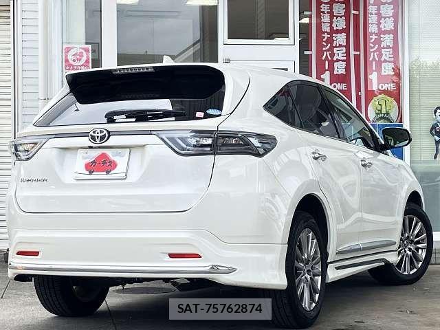 Toyota HARRIER 2015-04 8035793-2