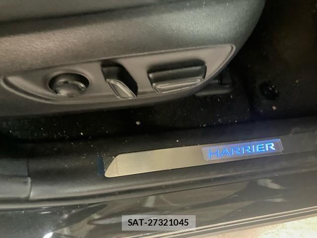 Toyota HARRIER 2021-07 8035768-14