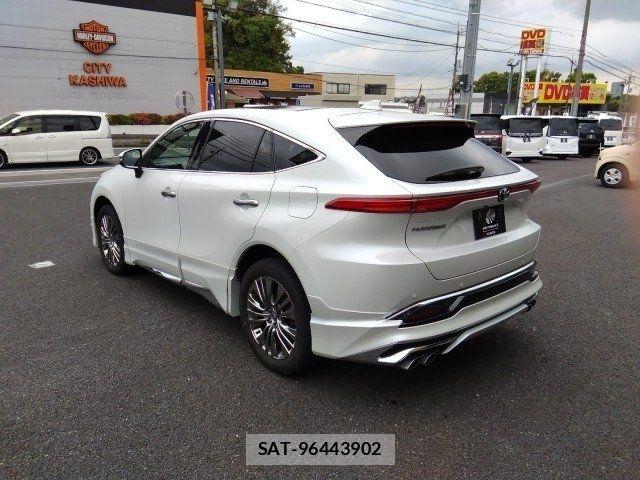 Toyota HARRIER 2023-06 8035761-2