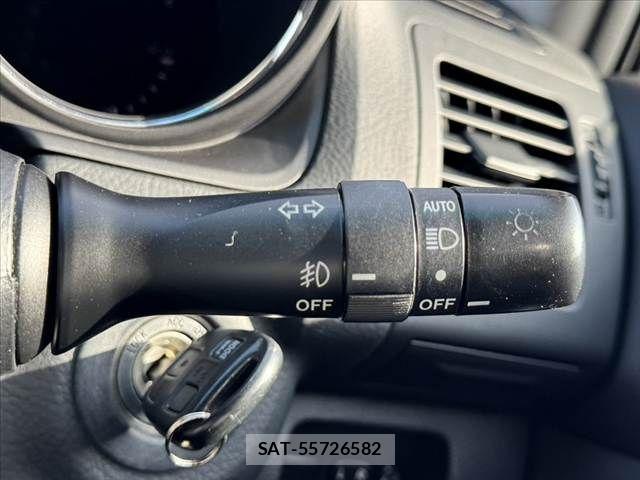 Toyota HARRIER 2012-10 8073893-28