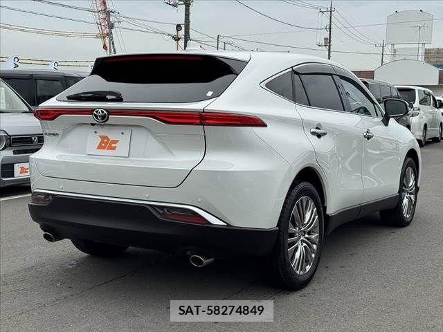 Toyota HARRIER 2024-08 8073869-14