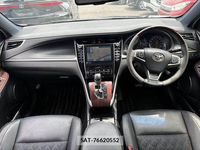 Toyota HARRIER 2014-11 8073890-2