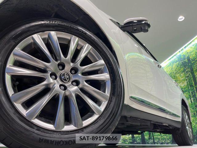 Toyota HARRIER 2017-09 8073885-12