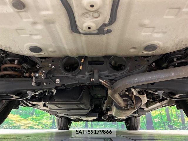 Toyota HARRIER 2017-09 8073885-18