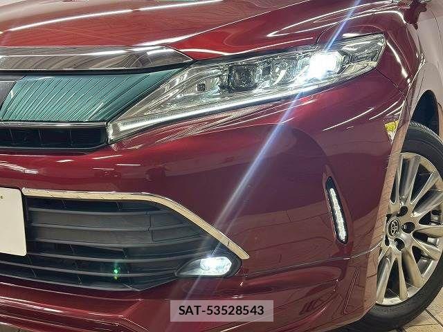 Toyota HARRIER 2017-06 8073887-11