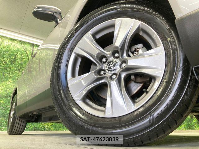 Toyota HARRIER 2023-06 8073883-12