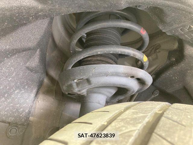 Toyota HARRIER 2023-06 8073883-19