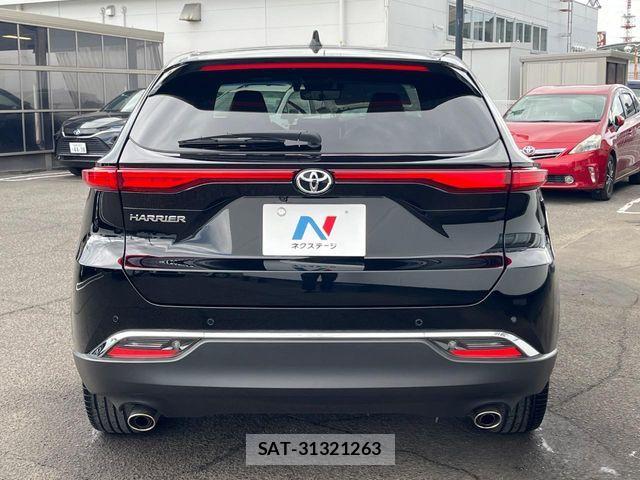 Toyota HARRIER 2023-02 8073874-14