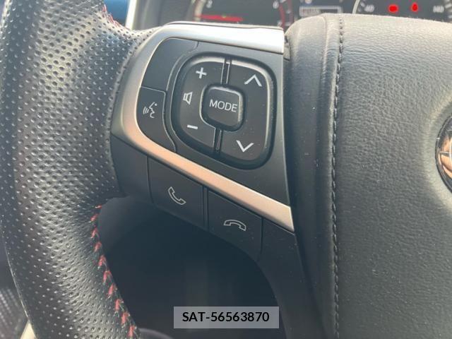 Toyota HARRIER 2017-08 8073891-15