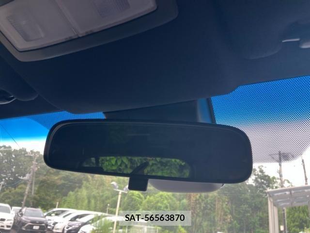 Toyota HARRIER 2017-08 8073891-24
