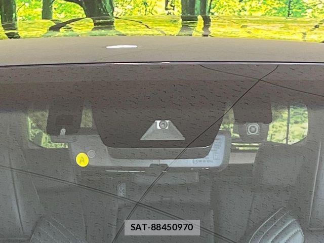 Toyota HARRIER 2021-03 8073877-3