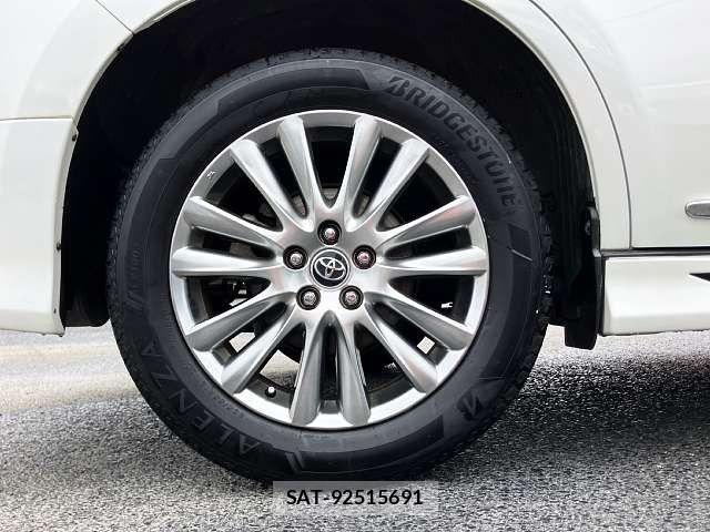 Toyota HARRIER 2016-04 8099386-3