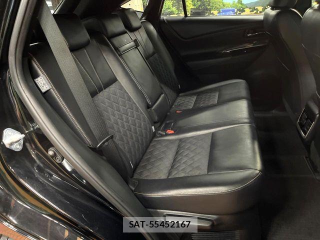 Toyota HARRIER 2018-04 8099375-8