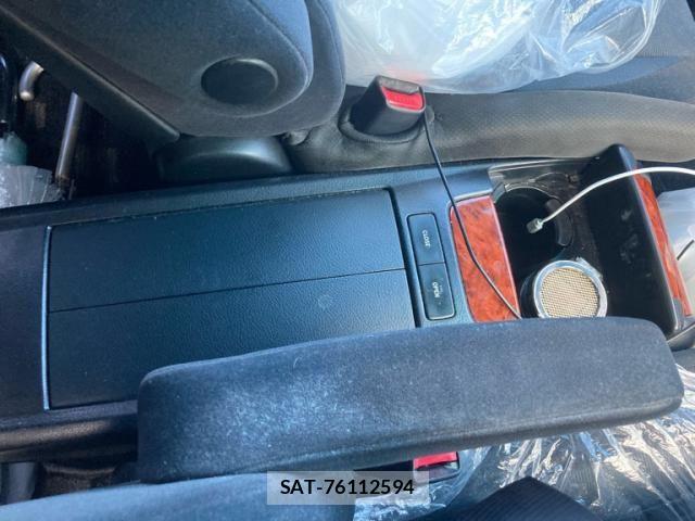 Toyota HARRIER 2009-07 8099419-23