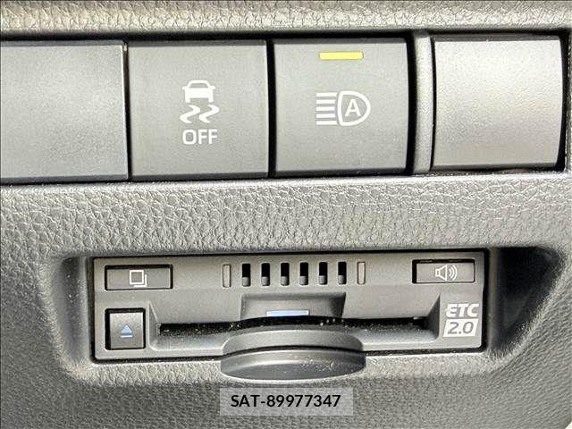 Toyota HARRIER 2021-02 8099374-13
