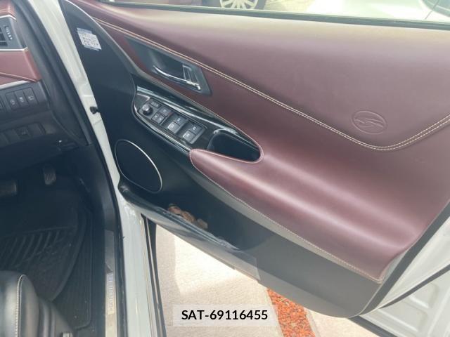 Toyota HARRIER 2017-07 8099394-10