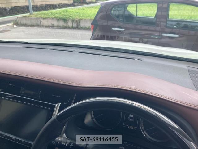 Toyota HARRIER 2017-07 8099394-14