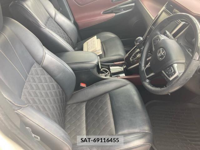Toyota HARRIER 2017-07 8099394-15