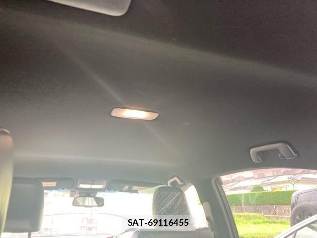 Toyota HARRIER 2017-07 8099394-27