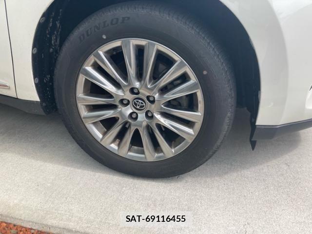 Toyota HARRIER 2017-07 8099394-5