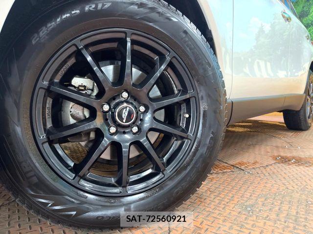 Toyota HARRIER 2023-07 8099352-12