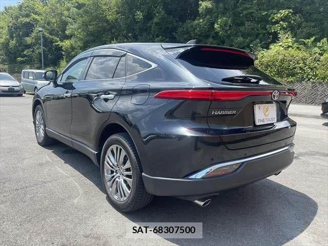 Toyota HARRIER 2020-07 8099359-21