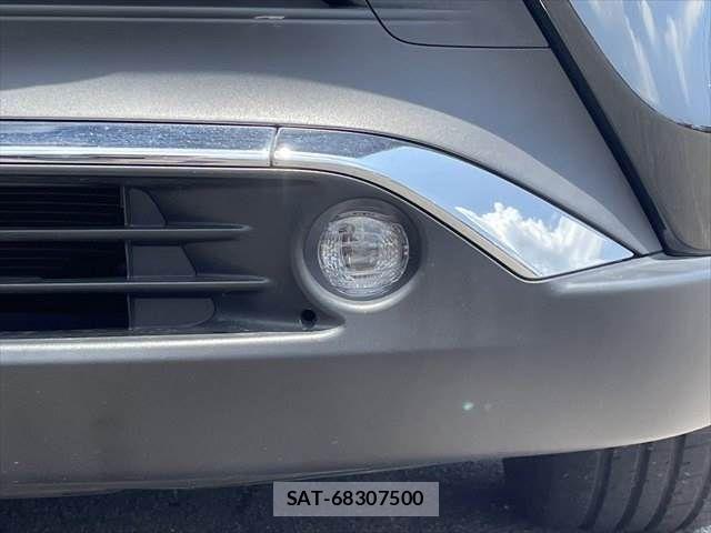 Toyota HARRIER 2020-07 8099359-26