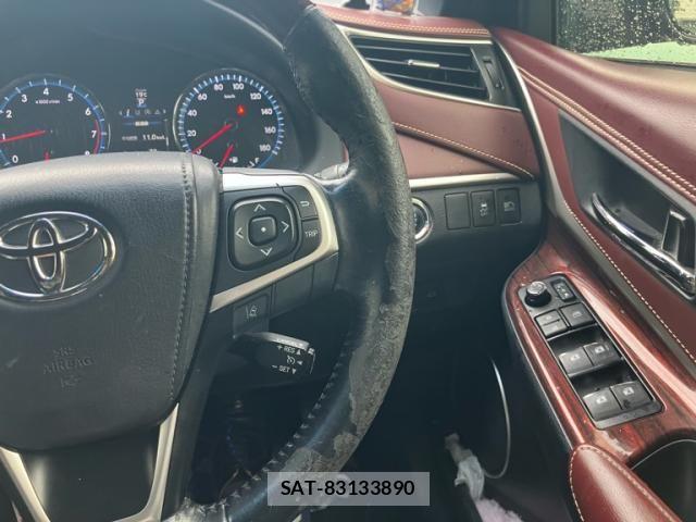 Toyota HARRIER 2015-01 8099404-12