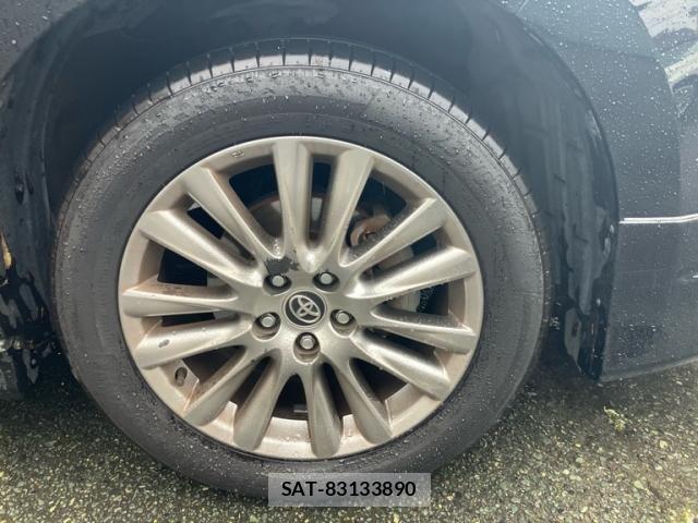 Toyota HARRIER 2015-01 8099404-4