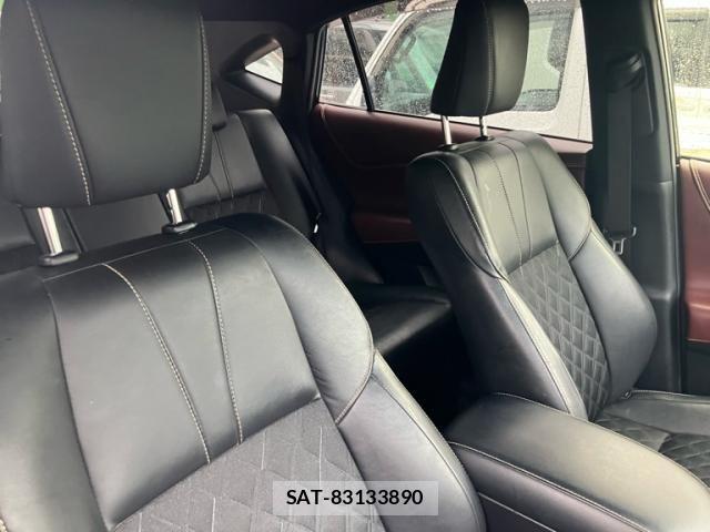Toyota HARRIER 2015-01 8099404-7