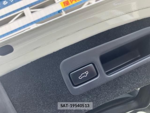 Toyota HARRIER 2015-07 8099395-6