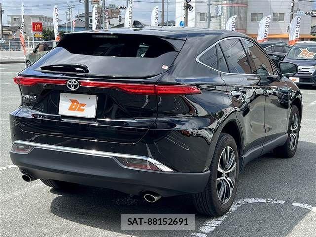 Toyota HARRIER 2023-08 8099363-12